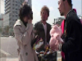 街中で見かける生活感漂う人妻のおマ○コに挿入! オバさんナンパ4時間ベスト6 サンプル動画サムネイル